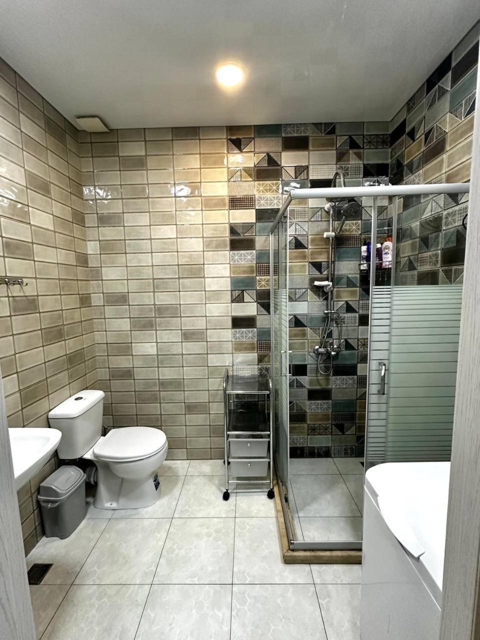 Apartament Pirosmani 18D, 14 Floor Batumi Zewnętrze zdjęcie